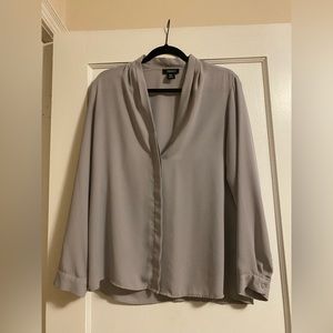 Long sleeve light grey blouse